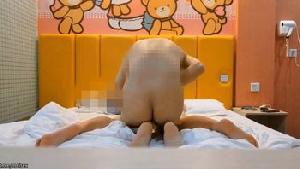 ❤️肛交初体验 插完屁眼入骚逼 内射四川大四日语系小可爱林清月❤️